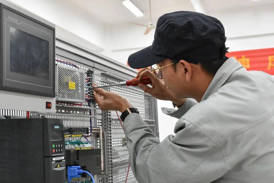 （6分钟详细了解）电工初级资格证最新报名入口附怎么考