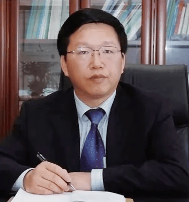 黄泽俊，被查