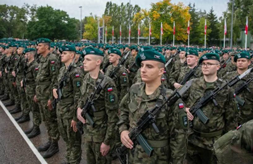 波兰阻挠中欧班列通行，英国插手又想搅局，中俄出手果断反制