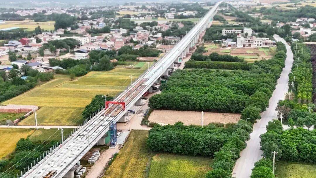 2.5小时到武汉！这两条高铁线即将“牵手”