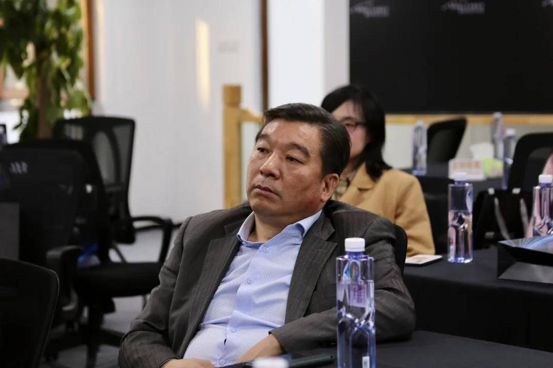 宜信理财经理(宜信理财经理工资待遇)